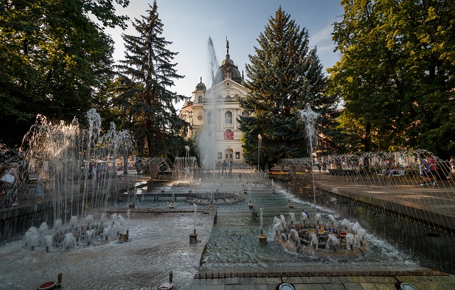 Spievajúca fontána a divadlo v Košiciach